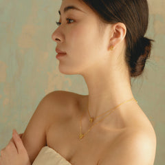 Mini blooming rose stud earrings