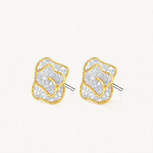Medium leavers lace ripple stud earrings