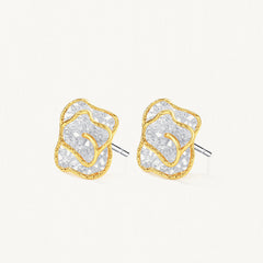 Medium leavers lace ripple stud earrings
