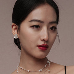 Medium leavers lace ripple stud earrings