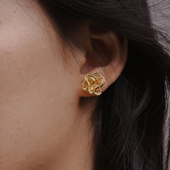Lace Ripple ripple stud earrings
